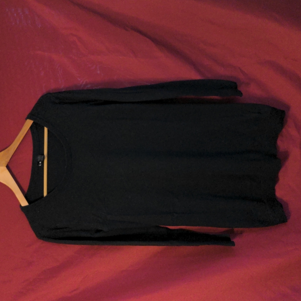 H&M Divided black sweater dress size 8